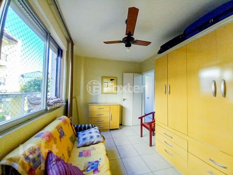 Image 7 - 875120