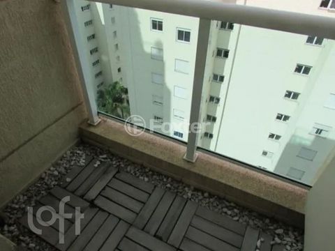 Image 8 - 875128