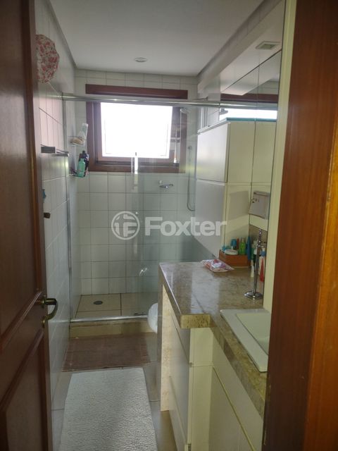 Image 7 - 875137