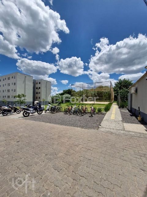 Image 1 - 875150