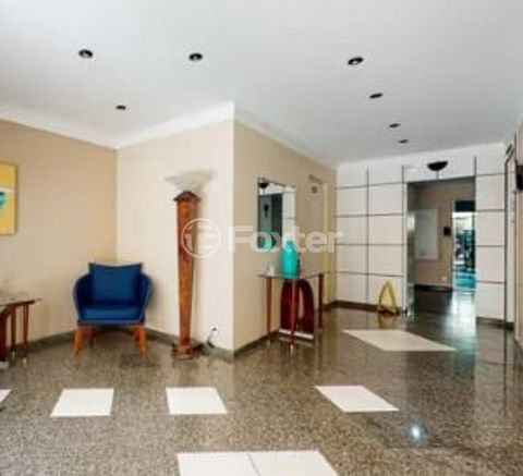 Image 6 - 875157