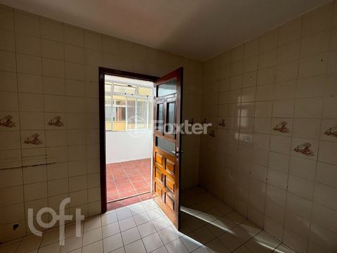 Image 9 - 875160