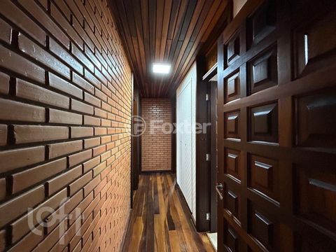 Image 7 - 875165