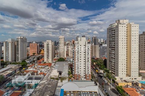 Image 15 - 875171