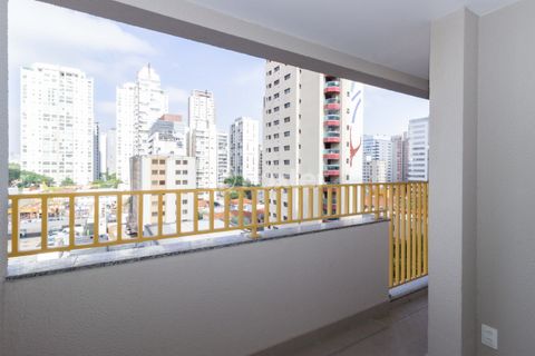 Image 4 - 875175
