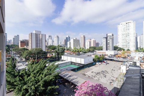 Image 7 - 875175