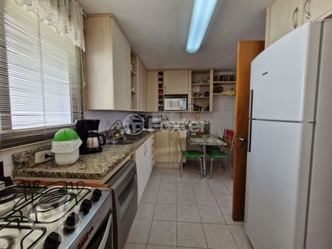 Image 9 - 875187