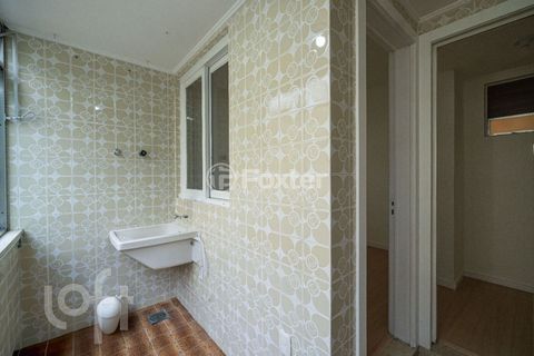 Image 7 - 875193