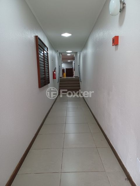 Image 1 - 875207