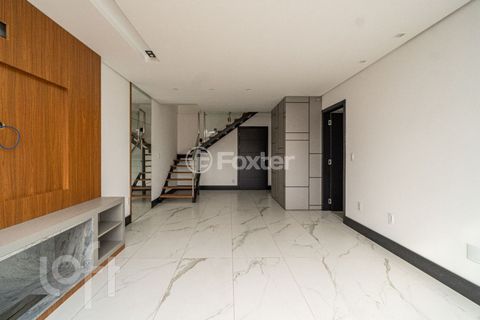 Image 4 - 875215