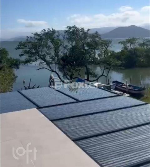 Image 16 - 875291