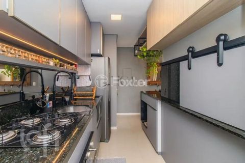 Image 7 - 875310