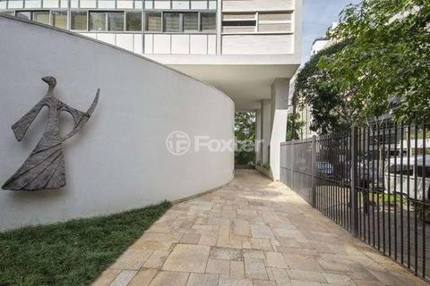Image 9 - 875331