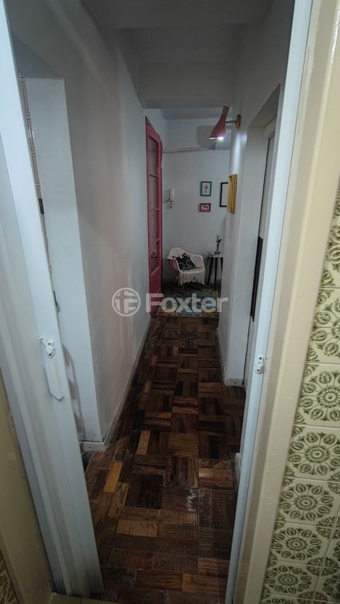 Image 8 - 875341