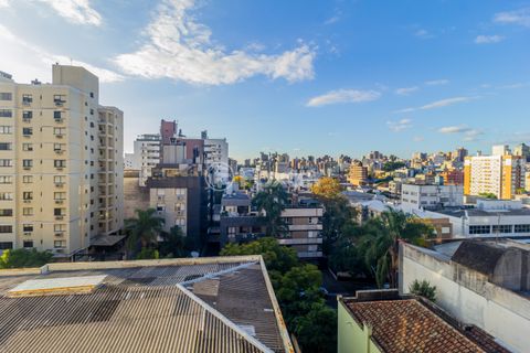 Image 12 - 875343