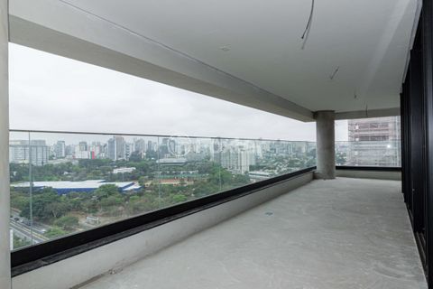 Image 5 - 875371
