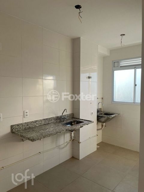 Image 4 - 875432