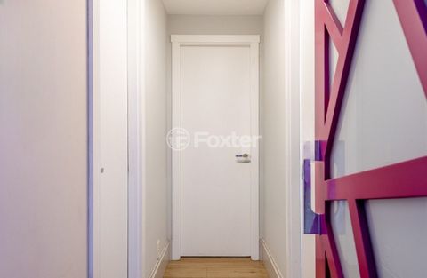Image 9 - 875436