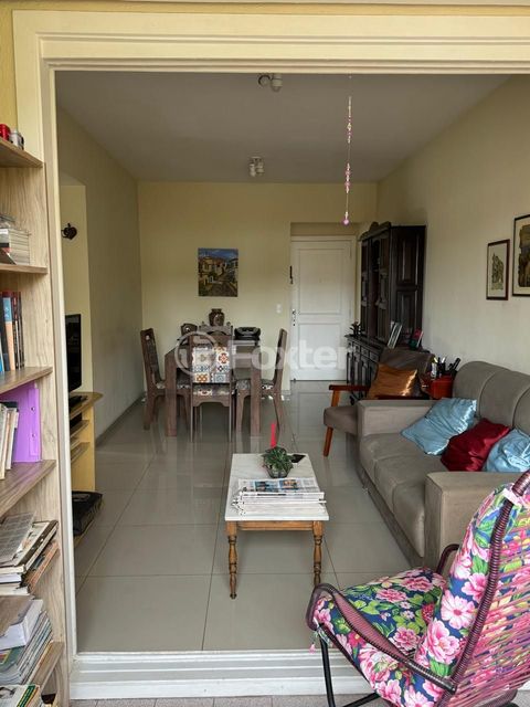 Image 0 - 875439