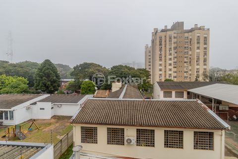 Image 8 - 875441