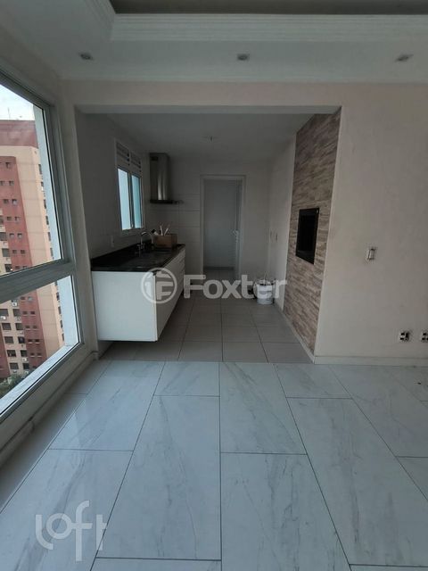 Image 3 - 875453