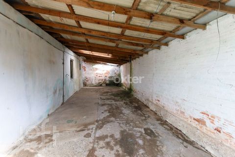 Image 3 - 875475