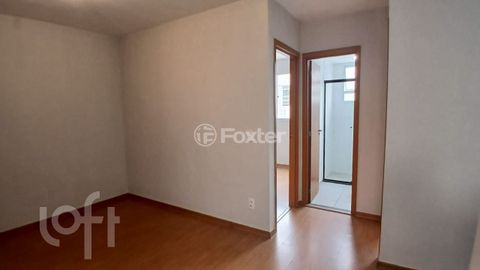 Image 8 - 875558