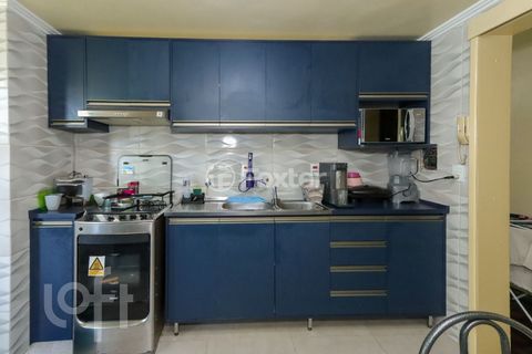 Image 12 - 875562