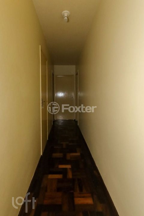 Image 7 - 875562