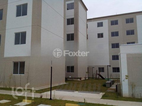 Image 9 - 875571