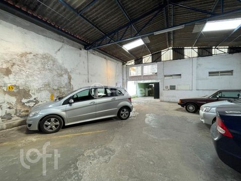 Image 7 - 875584
