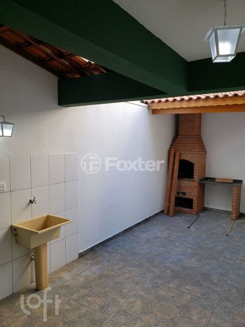 Image 3 - 875623