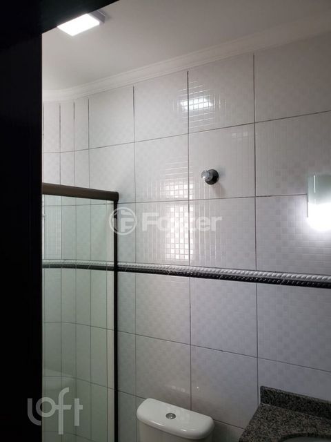 Image 8 - 875623