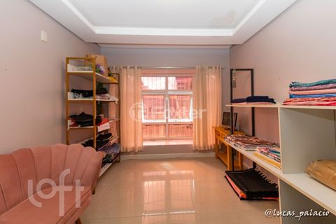 Image 10 - 875628