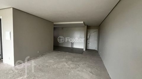 Image 7 - 875631