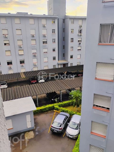 Image 8 - 875639