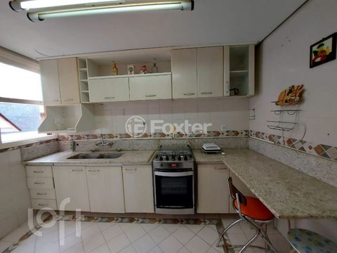 Image 9 - 875645