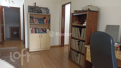 Image 1 - 875659