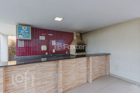 Image 17 - 875666