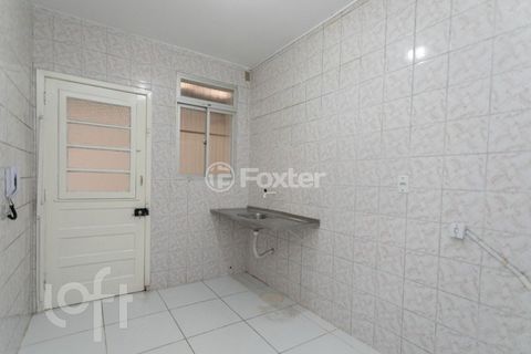 Image 8 - 875668