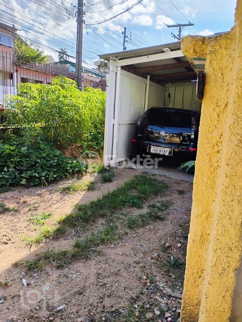 Image 3 - 875693