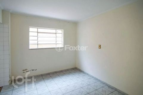 Image 3 - 875694