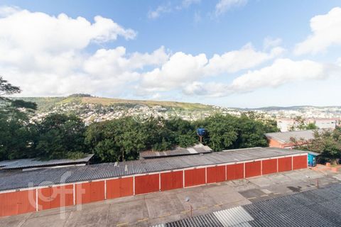 Image 13 - 875700
