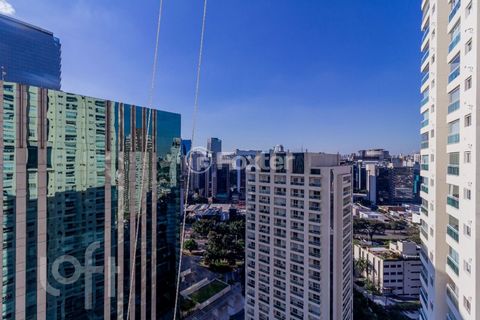 Image 7 - 875727