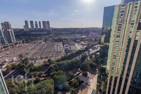 Image 8 - 875727