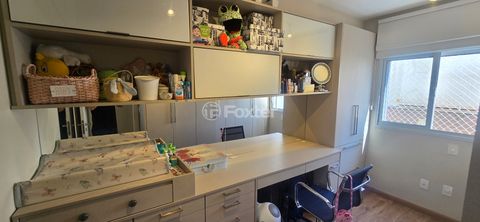 Image 8 - 875795