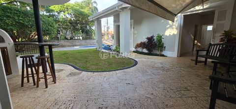Image 4 - 875808