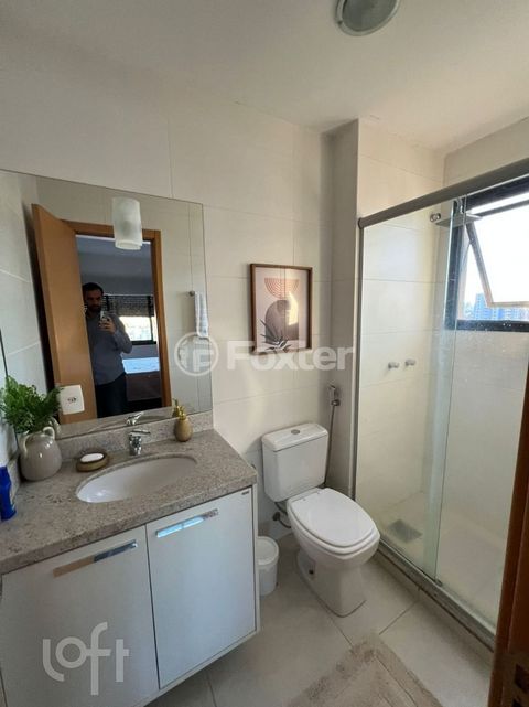Image 8 - 875823