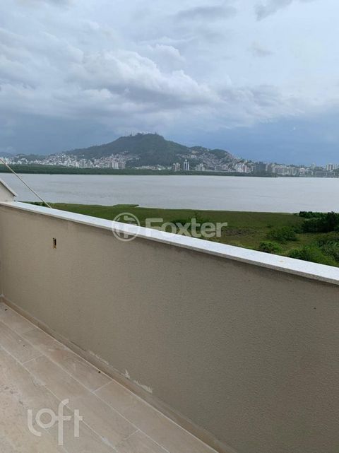 Image 7 - 875863