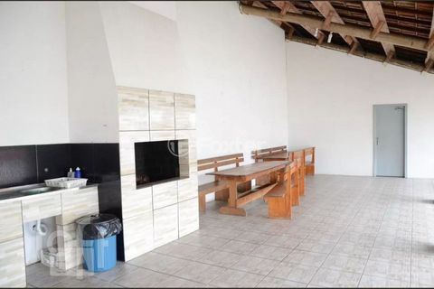 Image 11 - 875872
